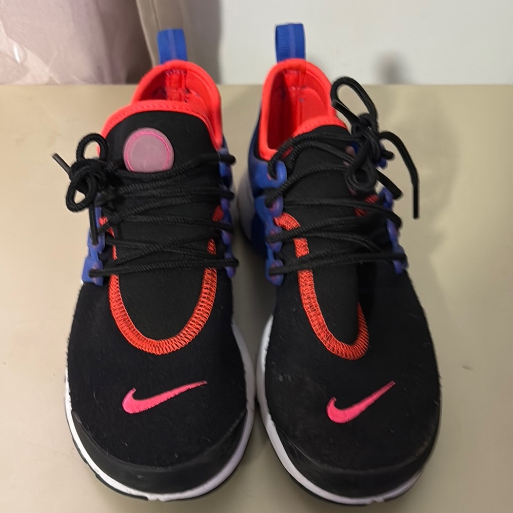 Nike Kids Black and Pink Athletic Shoes